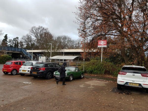 Hinchley Wood station